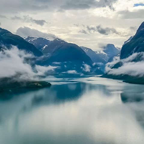 shutterstock_1046650240_Video Snapshot_2_3840x1920