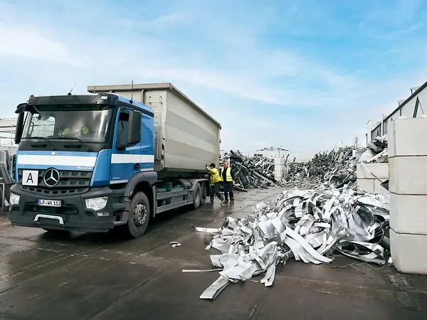 UZB_Recycling_73B2193